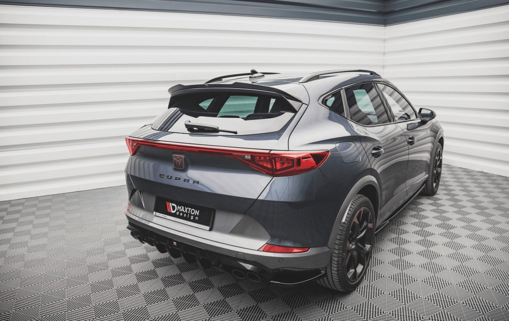 Dokładka Tylna V.1 Maxton Cupra Formentor-4