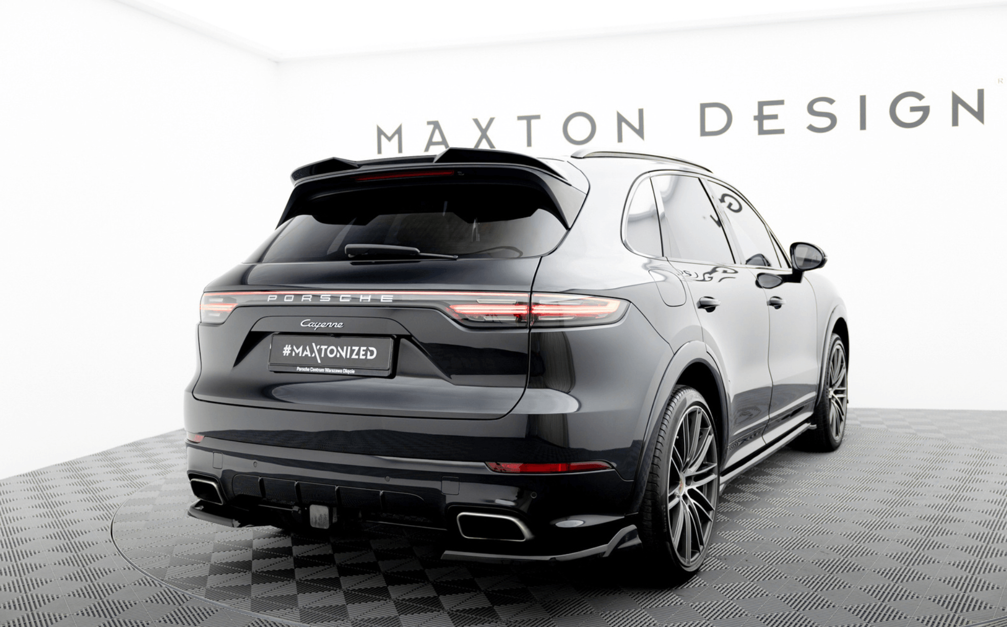 Spoiler Cap 3D Maxton Porsche Cayenne Sport Design SUV Mk3-3