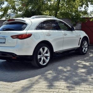 DOKŁADKI PROGÓW INFINITI QX70