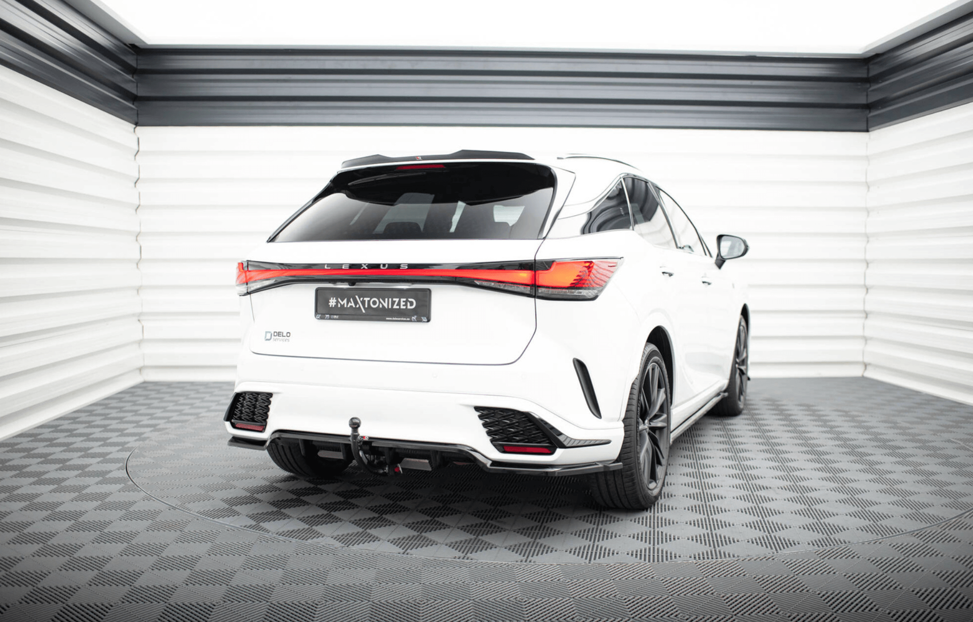 Spoiler Cap Maxton Lexus RX F-Sport Mk5-5